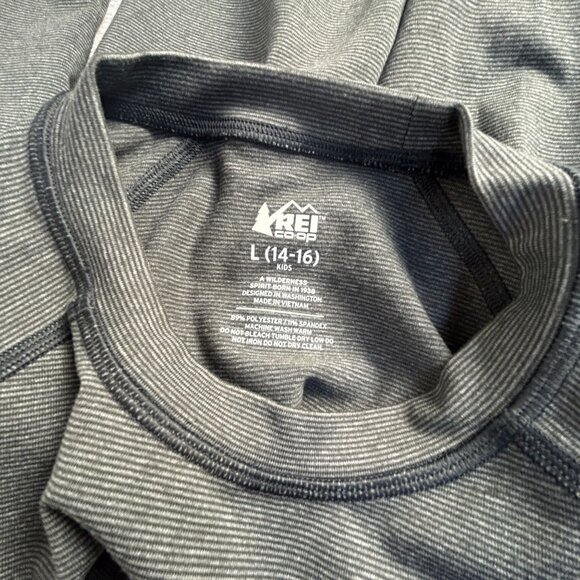 REI Co-Op Kids Long-Sleeve Base Layer Top Gray Large (14-16) Pullover Outdoor - Picture 3 of 6